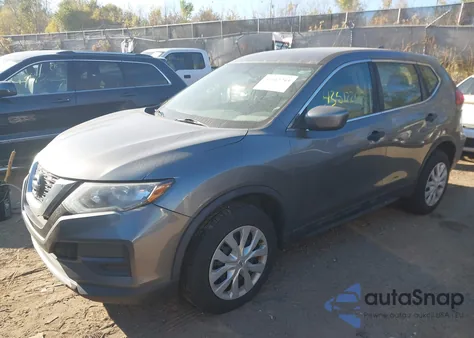2017 Nissan Rogue S z USA, uszkodzony, nr VIN 5N1AT2MV6HC820800